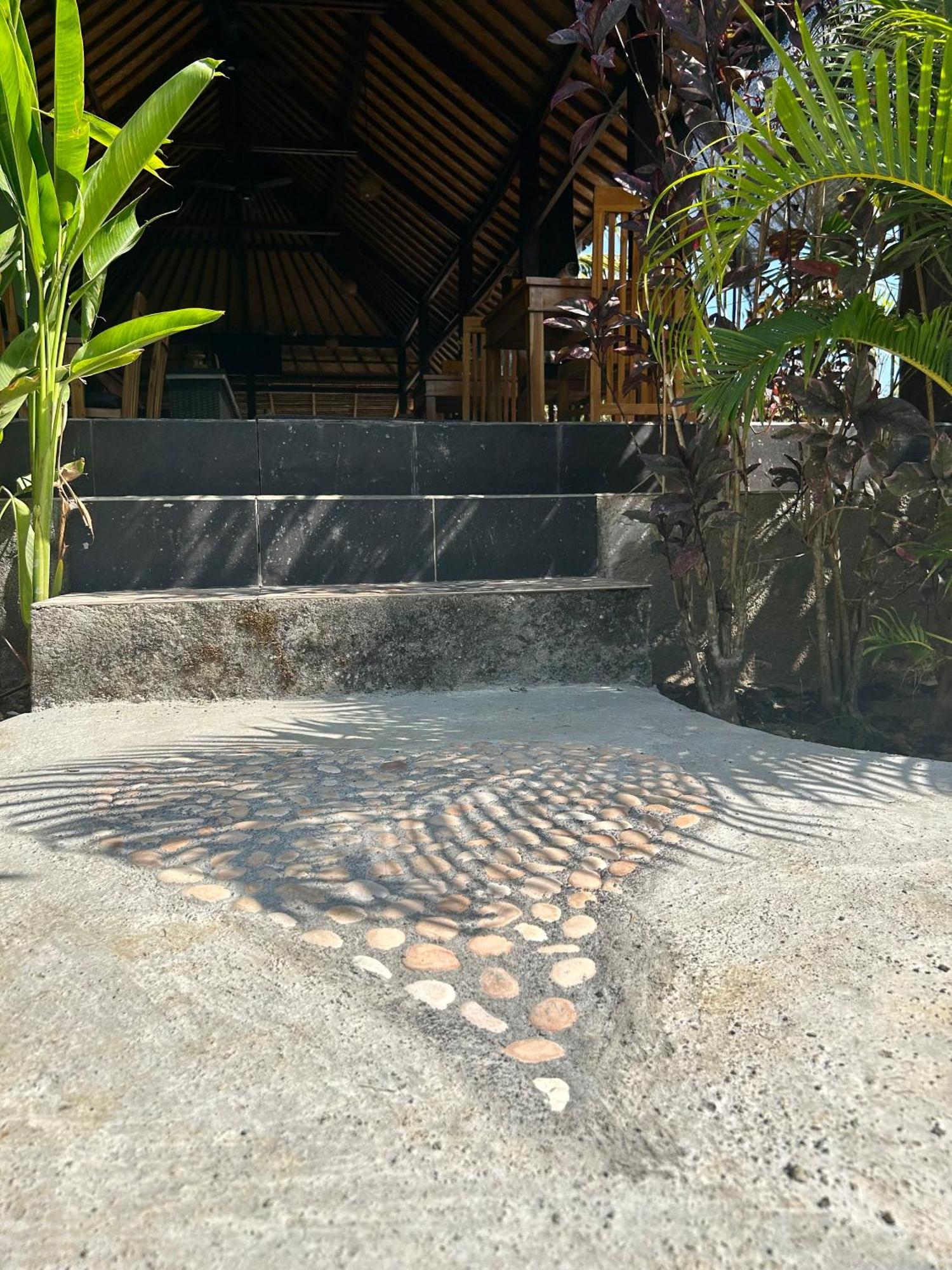 Island Garden Huts Lembongan B&B 외부 사진