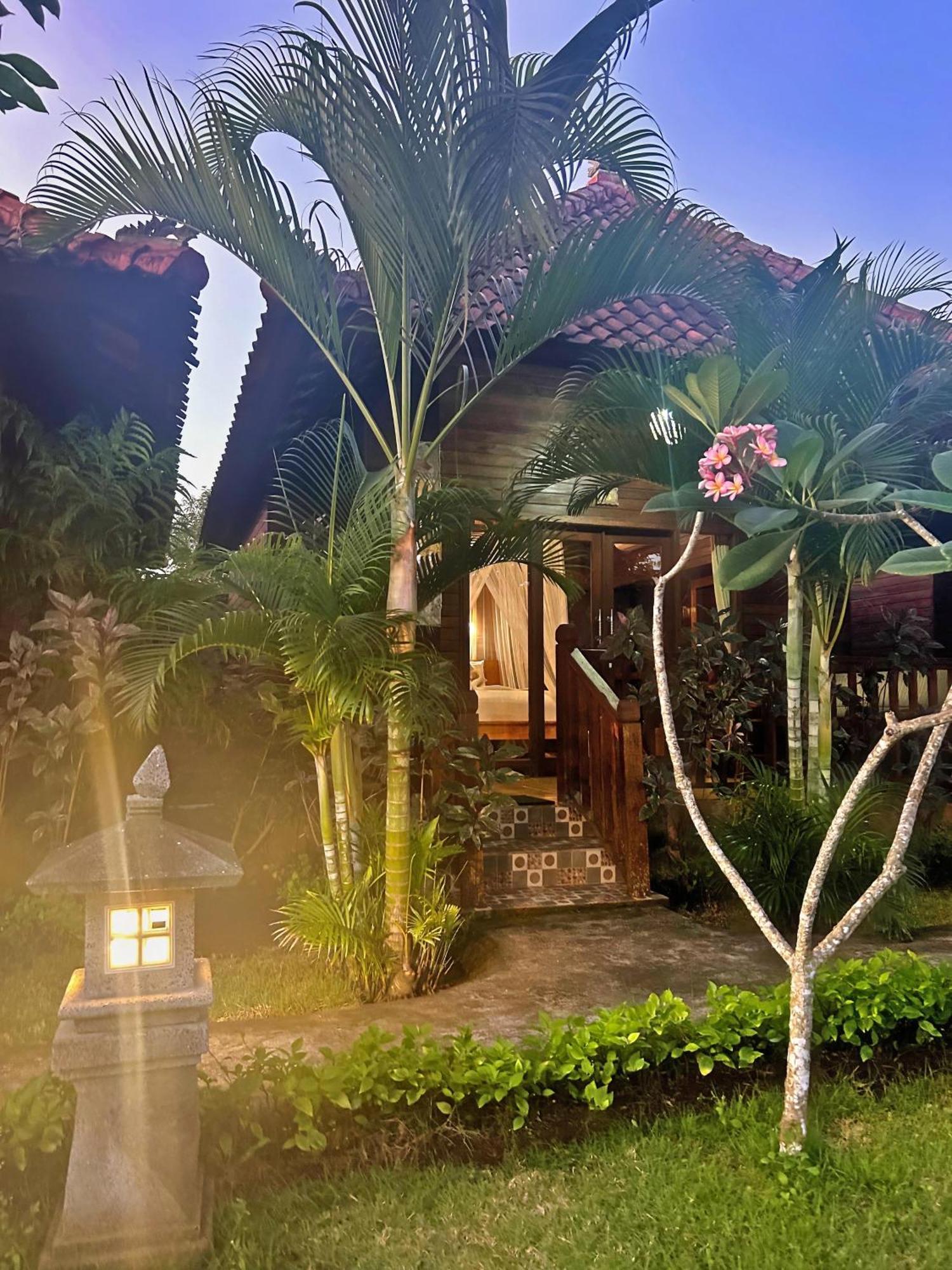 Island Garden Huts Lembongan B&B 외부 사진